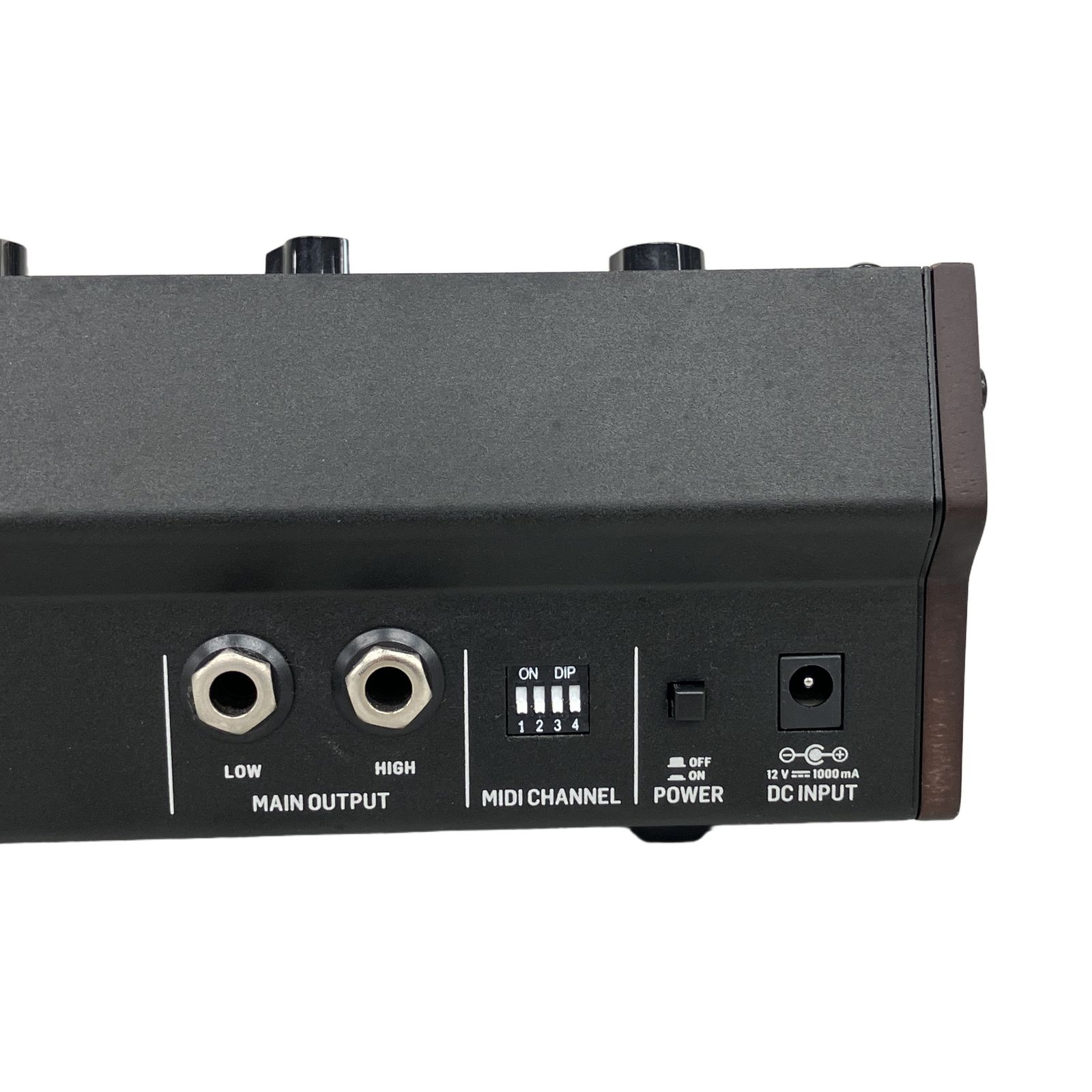 BEHRINGER MODEL D アナログ・シンセサイザー 音響機材 中古 K11362919
