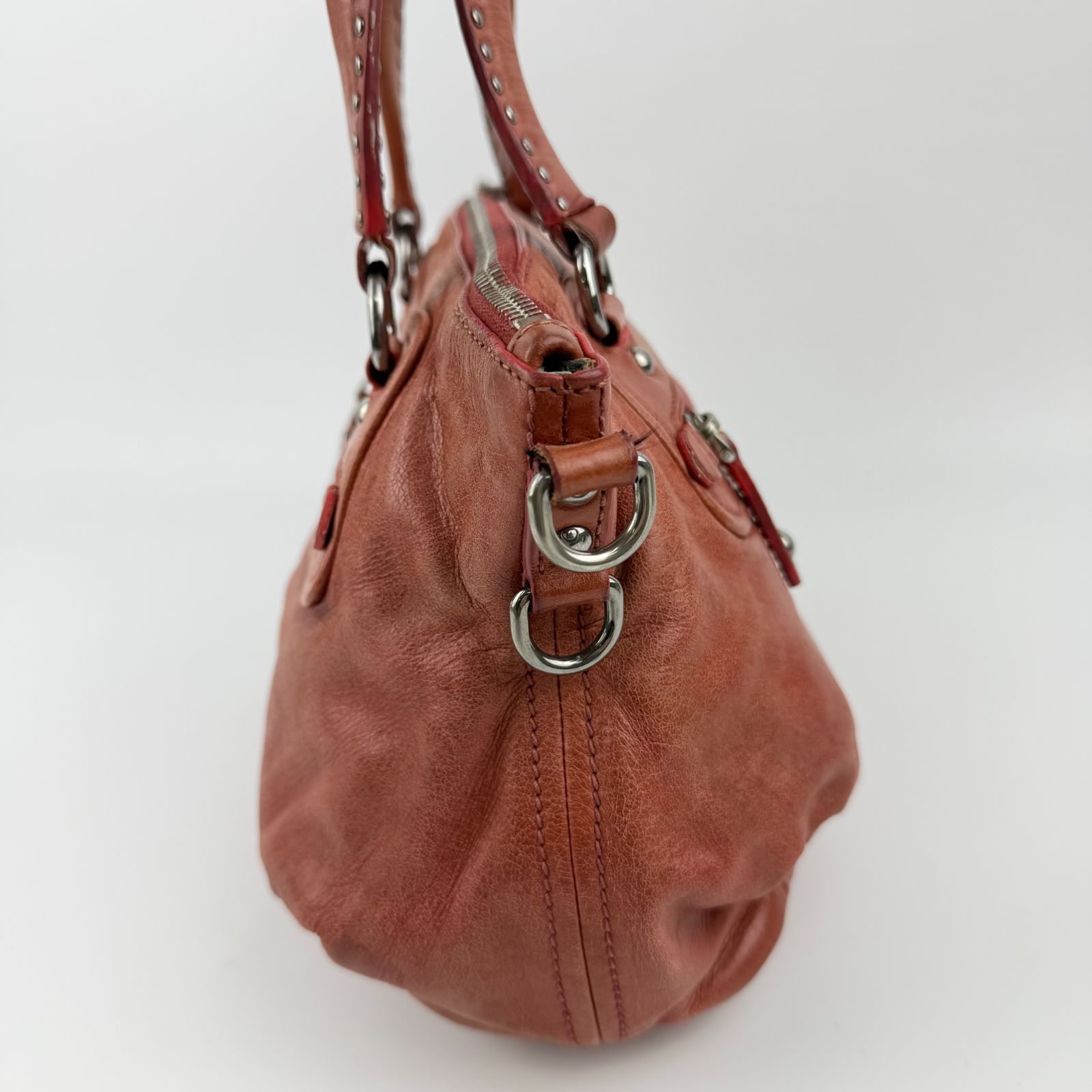 MIU MIU グレー レザー ハンドバッグ （お値下げ中） 最終値下げ】miu miu ハンドバッグ MIU MIU グレー レザー