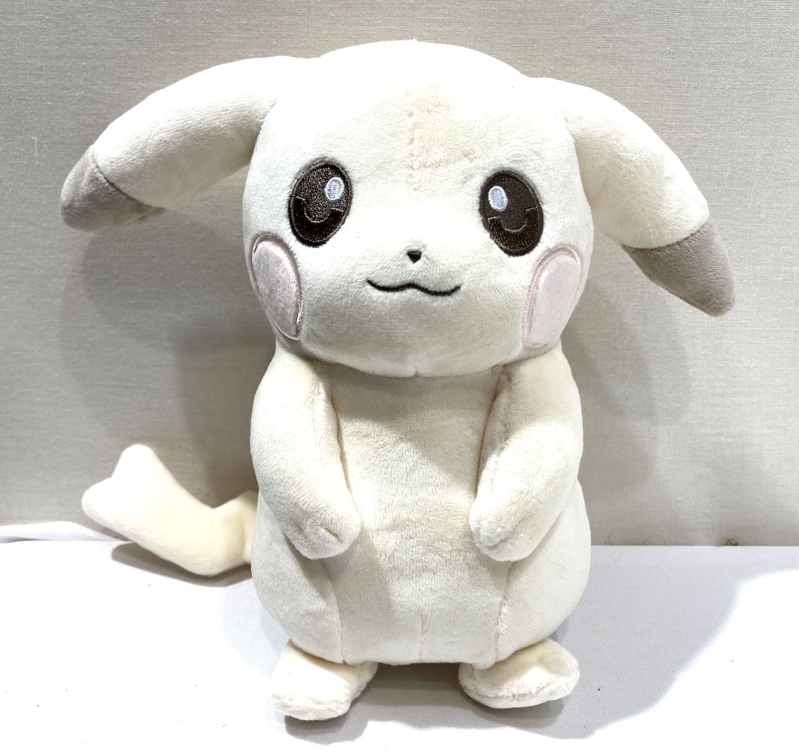 [高松30-0025] ポケモンセンター ぽこあポケモン うすいろピカチュウ 本体のみ[中古/60]