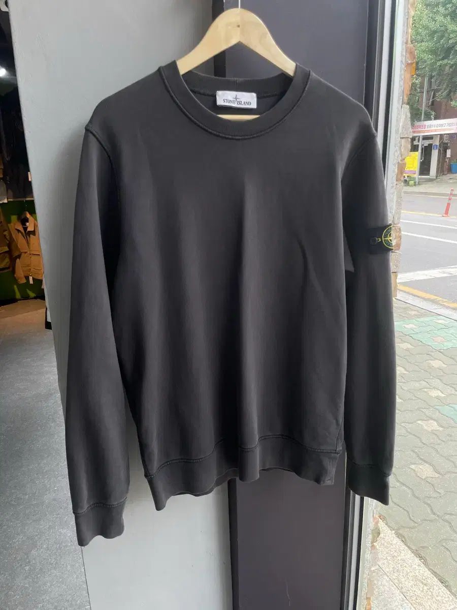 100/ STONE ISLAND ストーンアイランド 21SS ワッペンパッチ スウェット