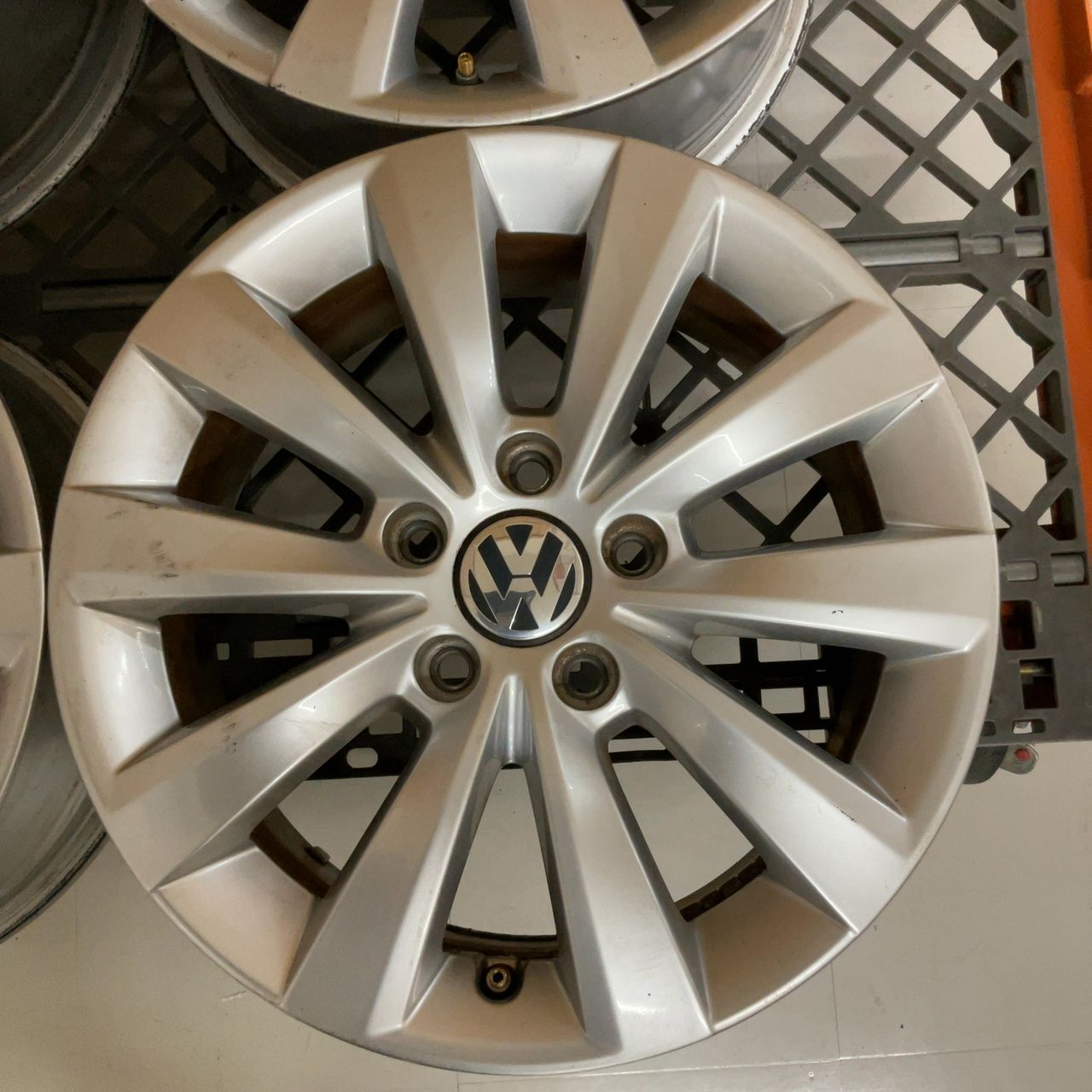 VW純正 16インチアルミホイール 6.5J ET44 4本 - メルカリ