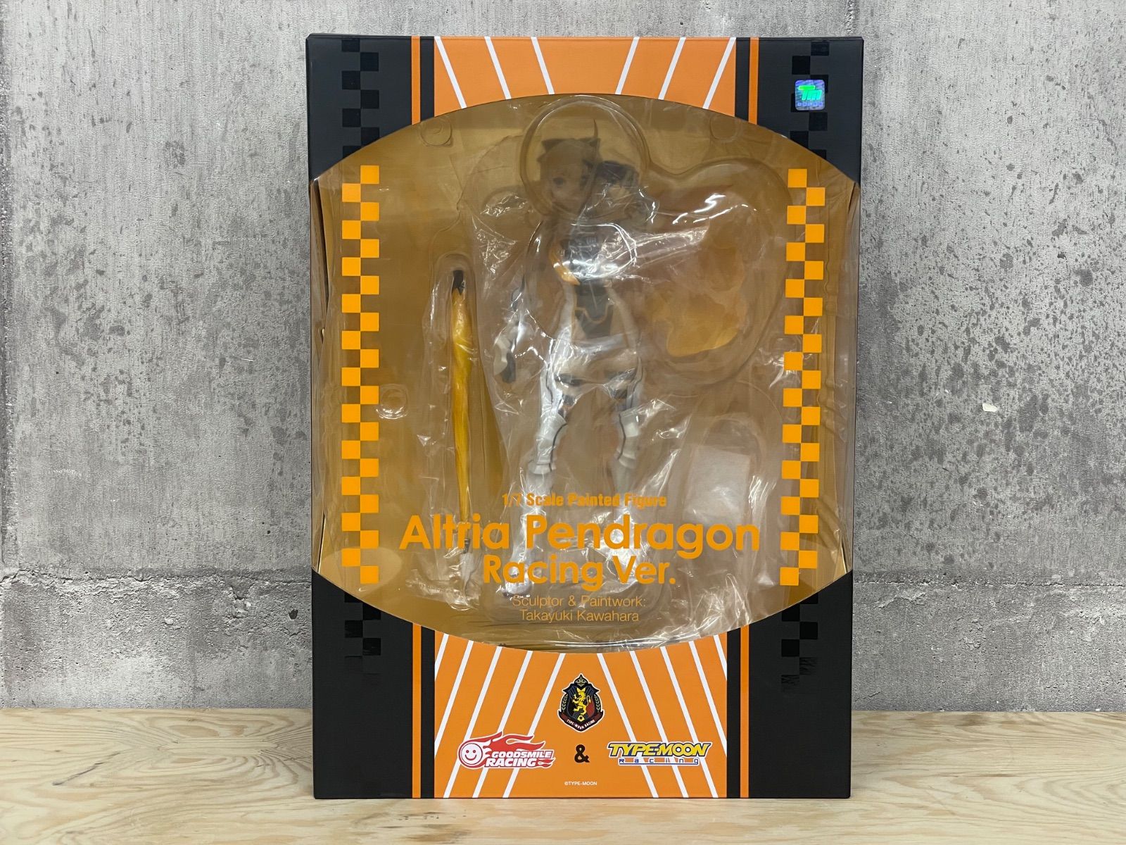 H-06070 GOODSMILE RACING ＆ TYPE-MOON RACING Fate アルトリア・ペンドラゴン 1/7スケール塗装済み完成品フィギュア 美品