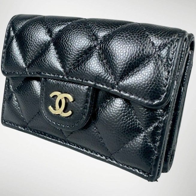 【美品・近年モデル】CHANEL シャネル マトラッセ キャビアスキン クラシック スモール 三つ折り 財布 ブラック ランダムシリアル