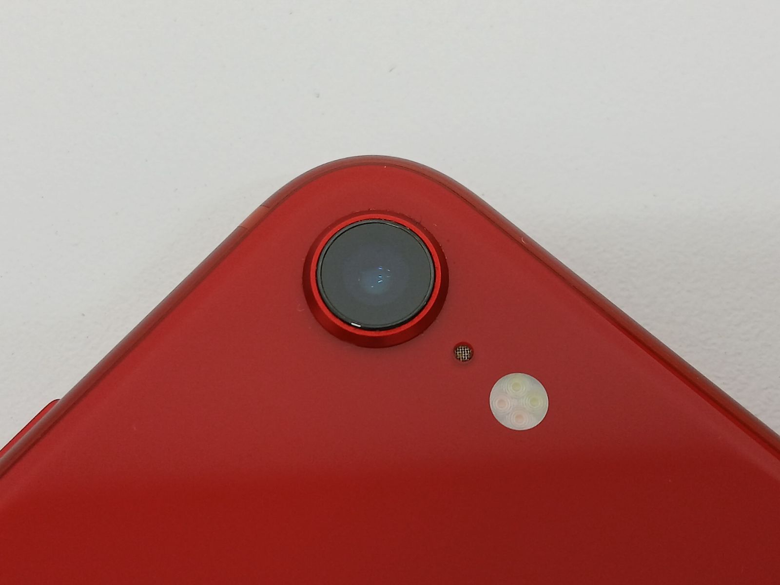 iPhone SE2 64GB レッド SIMフリー 中古美品 - メルカリ