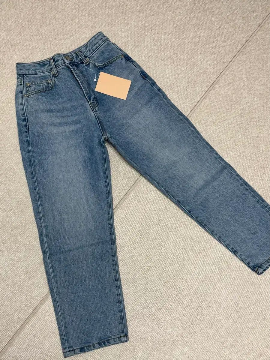 <新品> シヌーン デニム パンツ スモール 出品