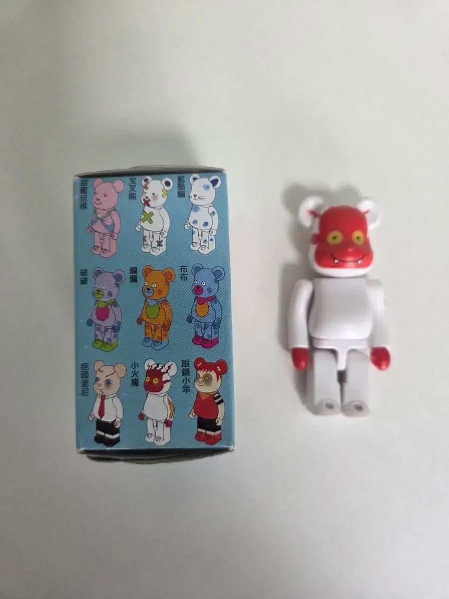 BE@RBRICK 100% 三井 寿 限定 リア(LIA) 開封 出品