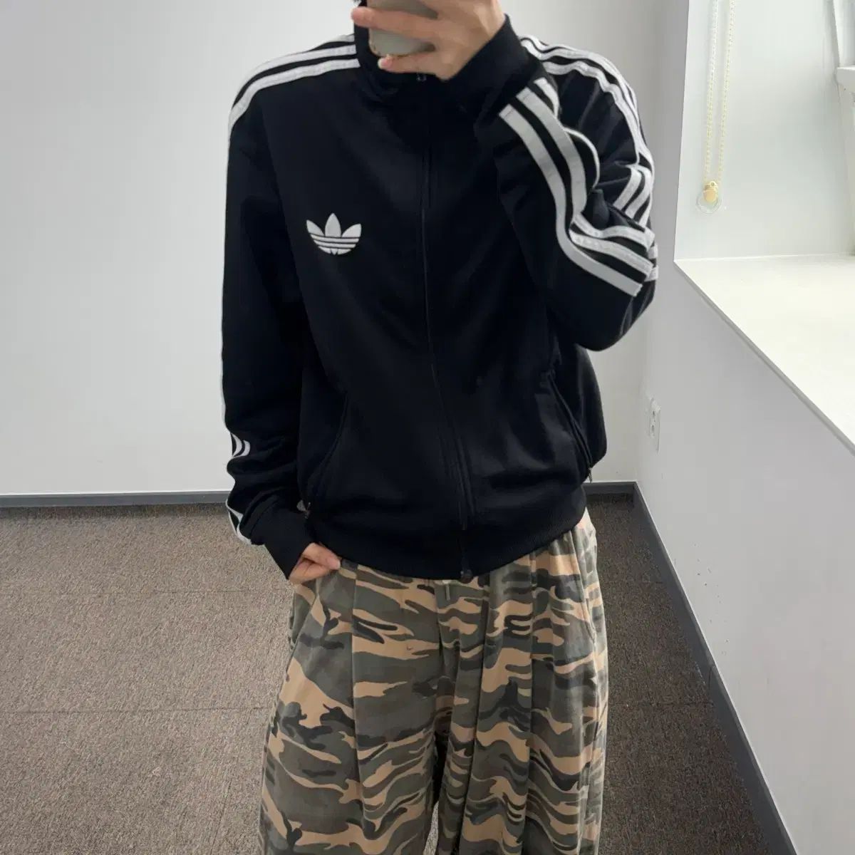 adidas アディダス 旧型 ブラック ジャージ