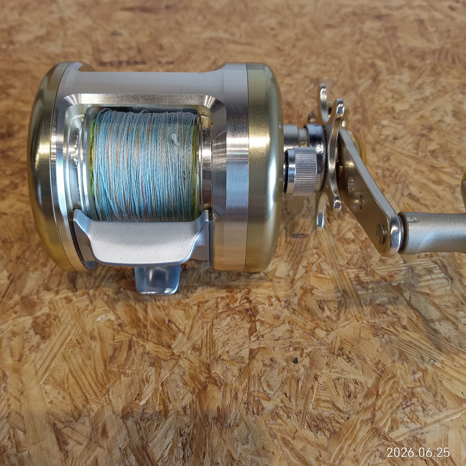 DAIWA ダイワ ミリオネア CV-Z 250F ベイトリール - メルカリ