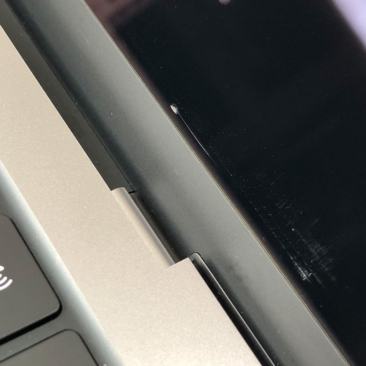 ジャンク MacBook Pro 14