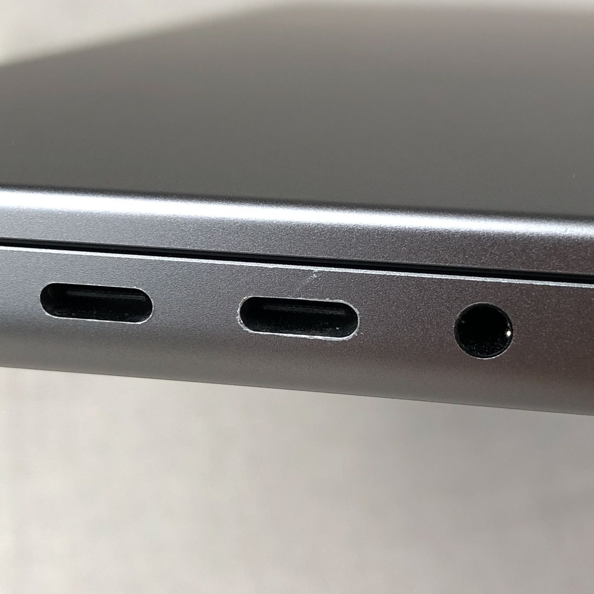 ジャンク MacBook Pro 14