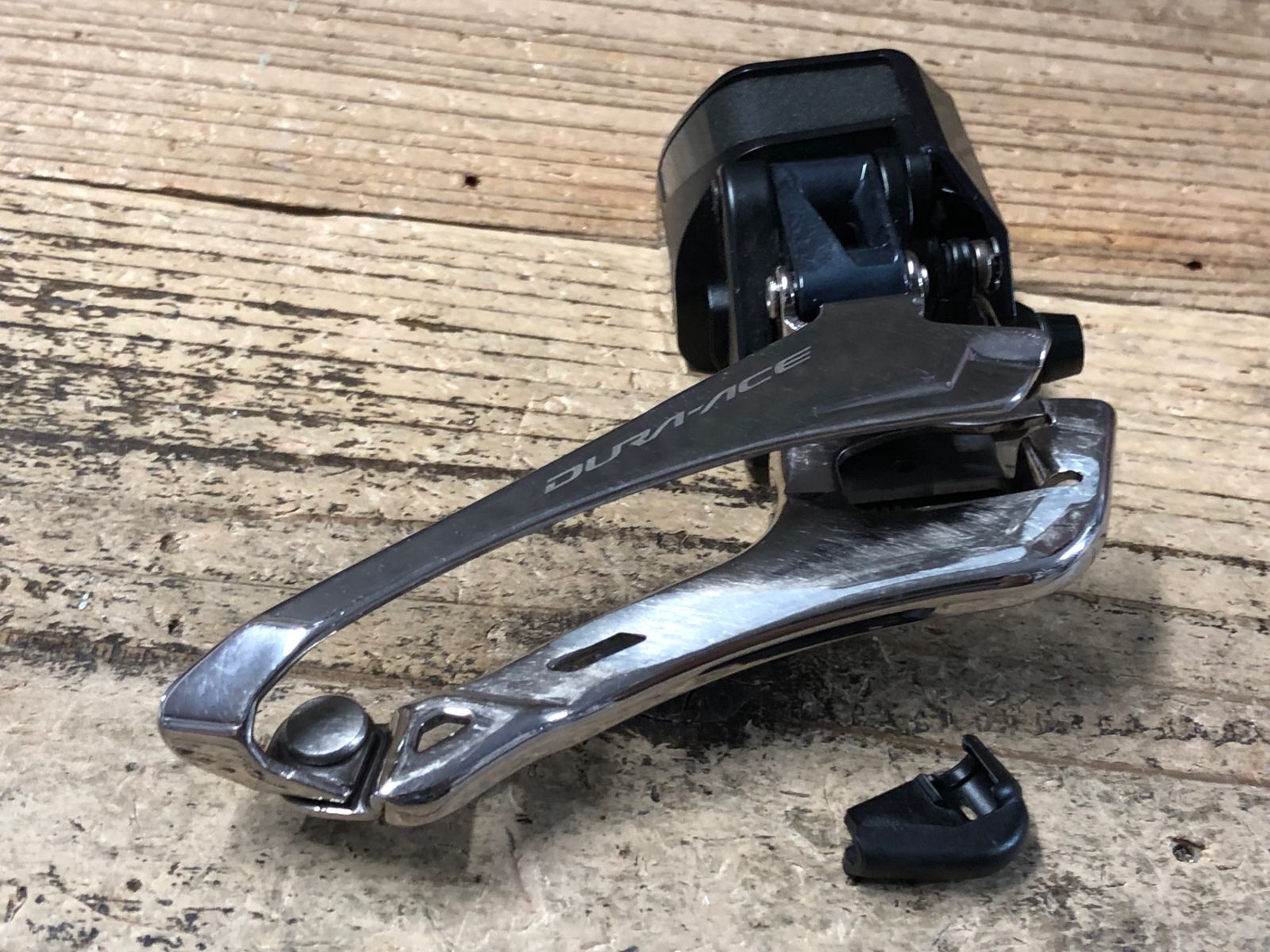 KD048 シマノ SHIMANO デュラエース DURA-ACE FD-R9150 フロントディレイラー Di2 2S 直付け