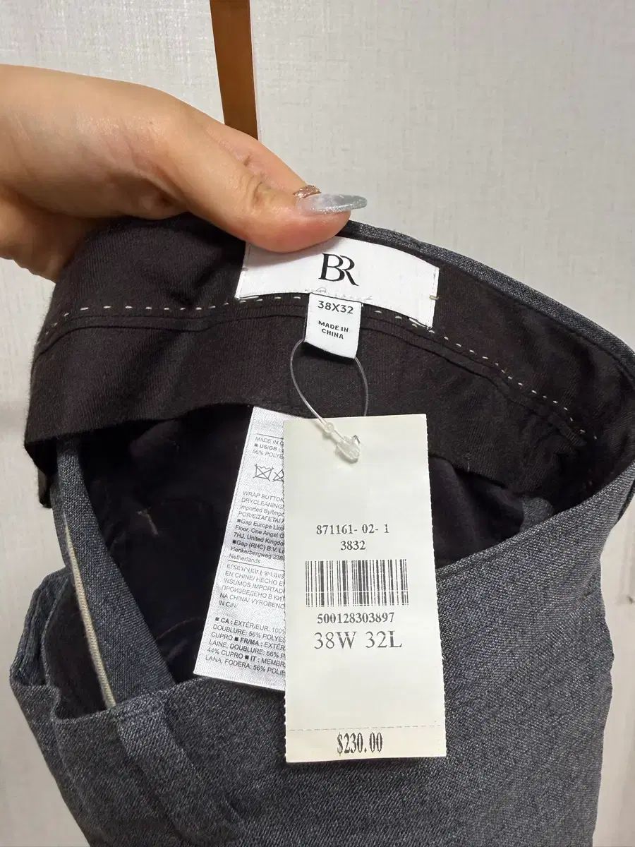 <新品> バナナリパブリック スラックス 38W 32L