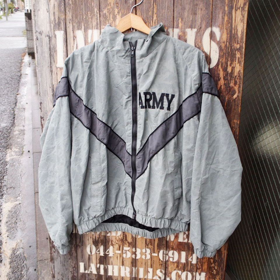 【US ARMY】IPFU Training Jacket アメリカ陸軍 デジカモ フィジカルトレーニング用 初期モデル ナイロンジャケット ミリタリー◆Size:US-S-S
