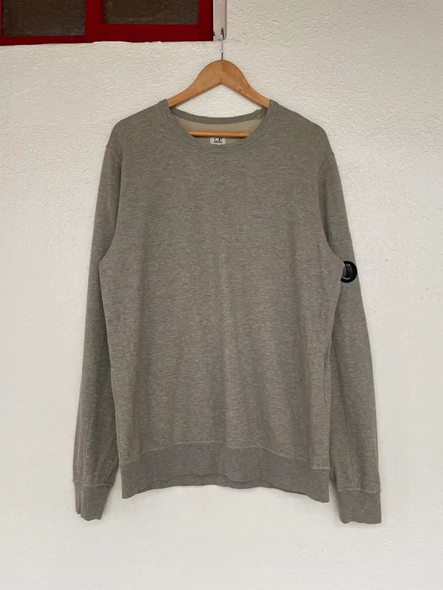 C.P. COMPANY シーピーカンパニー グレー スウェット XL