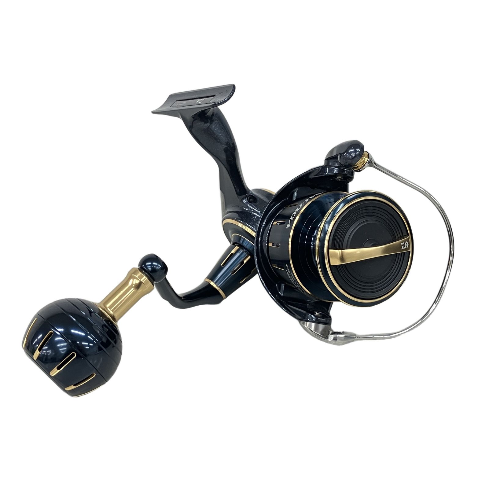 DAIWA ダイワ 23 SALTIGAソルティガ 4000-XH リール 釣具 中古 美品