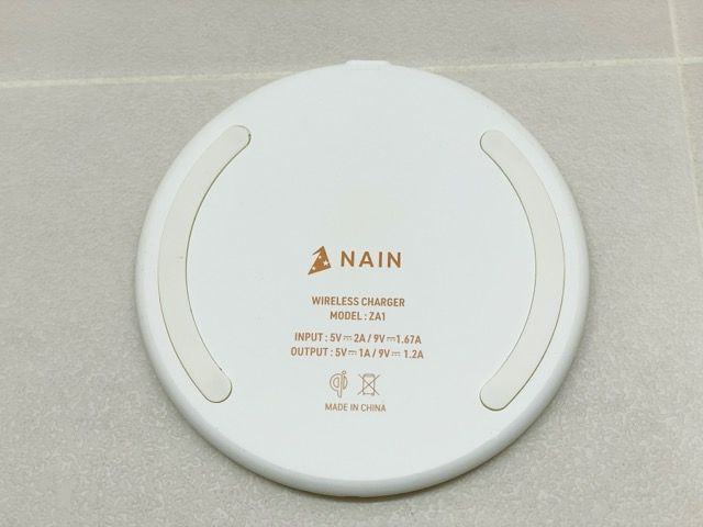 兎鞠まり Zeeny Lights コラボ ワイヤレスイヤホン 充電器【F7189-007