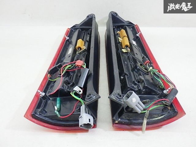 割れ無し！】REIZ SUZUKI スズキ DA64W エブリイワゴン テールライト
