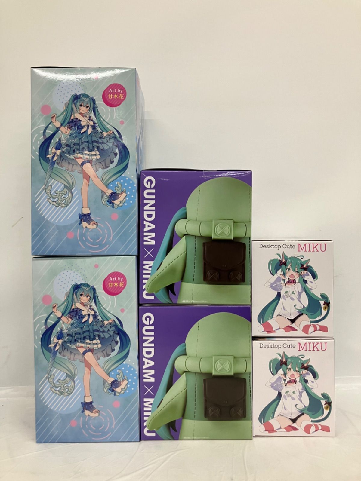 未開封 初音ミク フィギュア レイニーダンス ザクぐるみ 猫耳Tシャツ 3