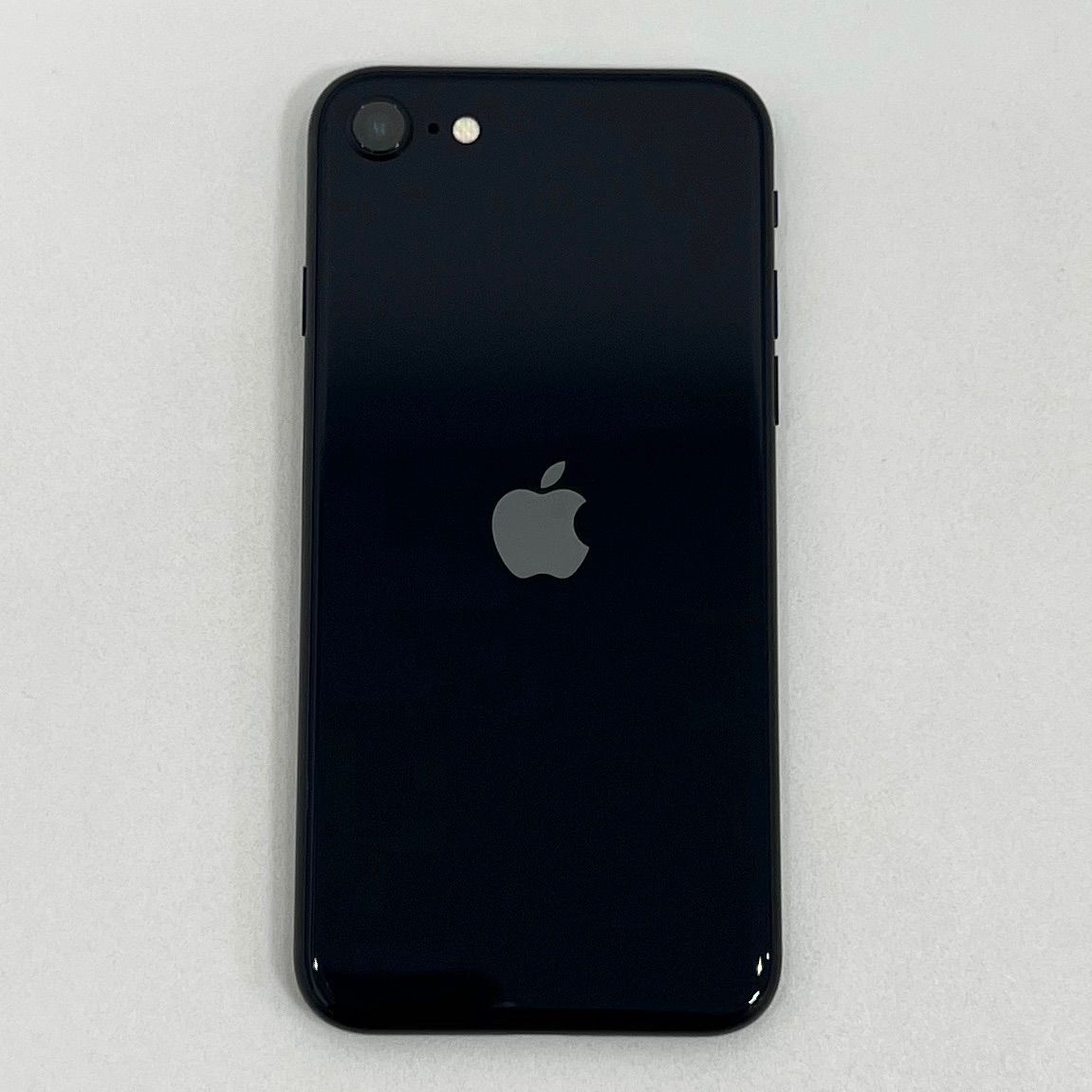 極美品】iPhone SE3 64GB ミッドナイト SIMフリー - メルカリ