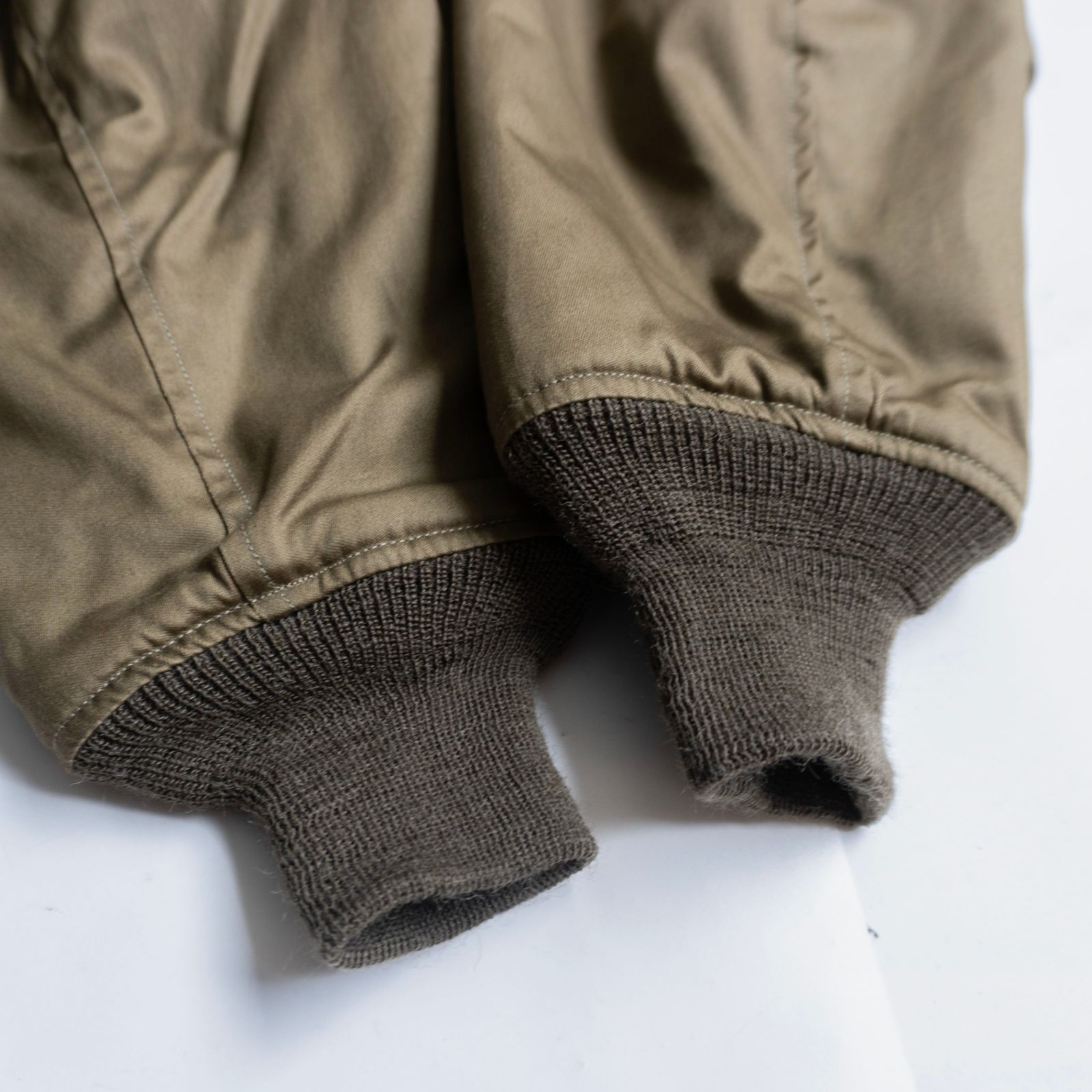 実名復刻/ROUGH WEAR】BUZZ RICKSON'S【B-10 フライト ジャケット
