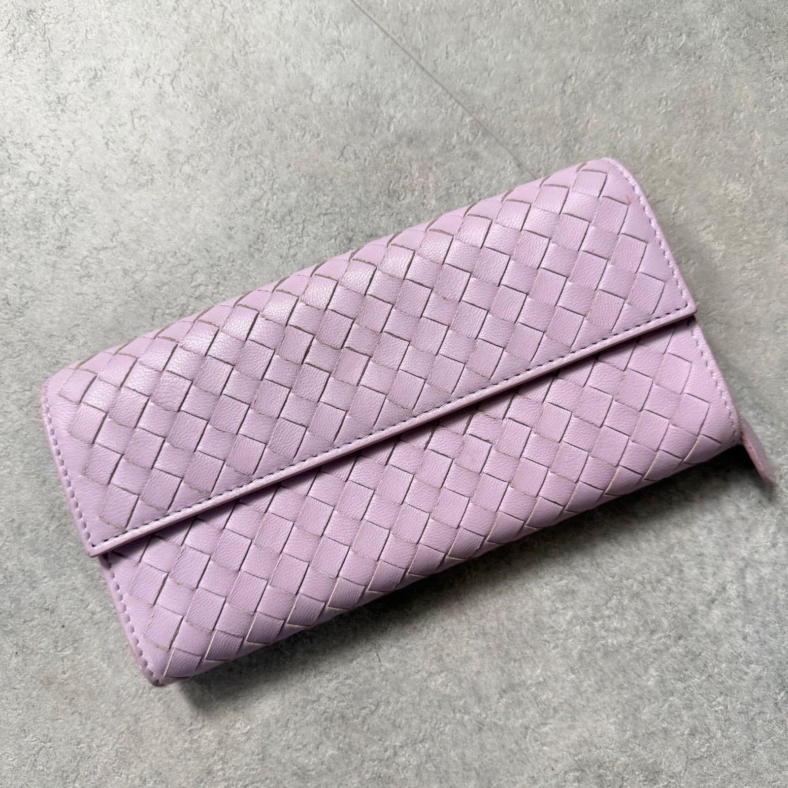 美品 BOTTEGA VENETA ボッテガヴェネタ イントレチャート 二つ折り長