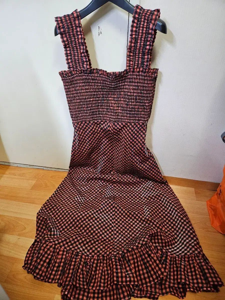 38サイズ) GANNI ガニー レッド CHECK ロング ONE PIECE