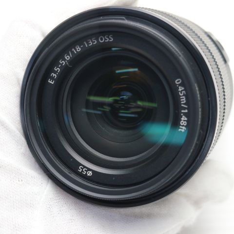 新品同様 SONY E 18-135mm F3.5-5.6 OSS SEL18135 高倍率ズームレンズ