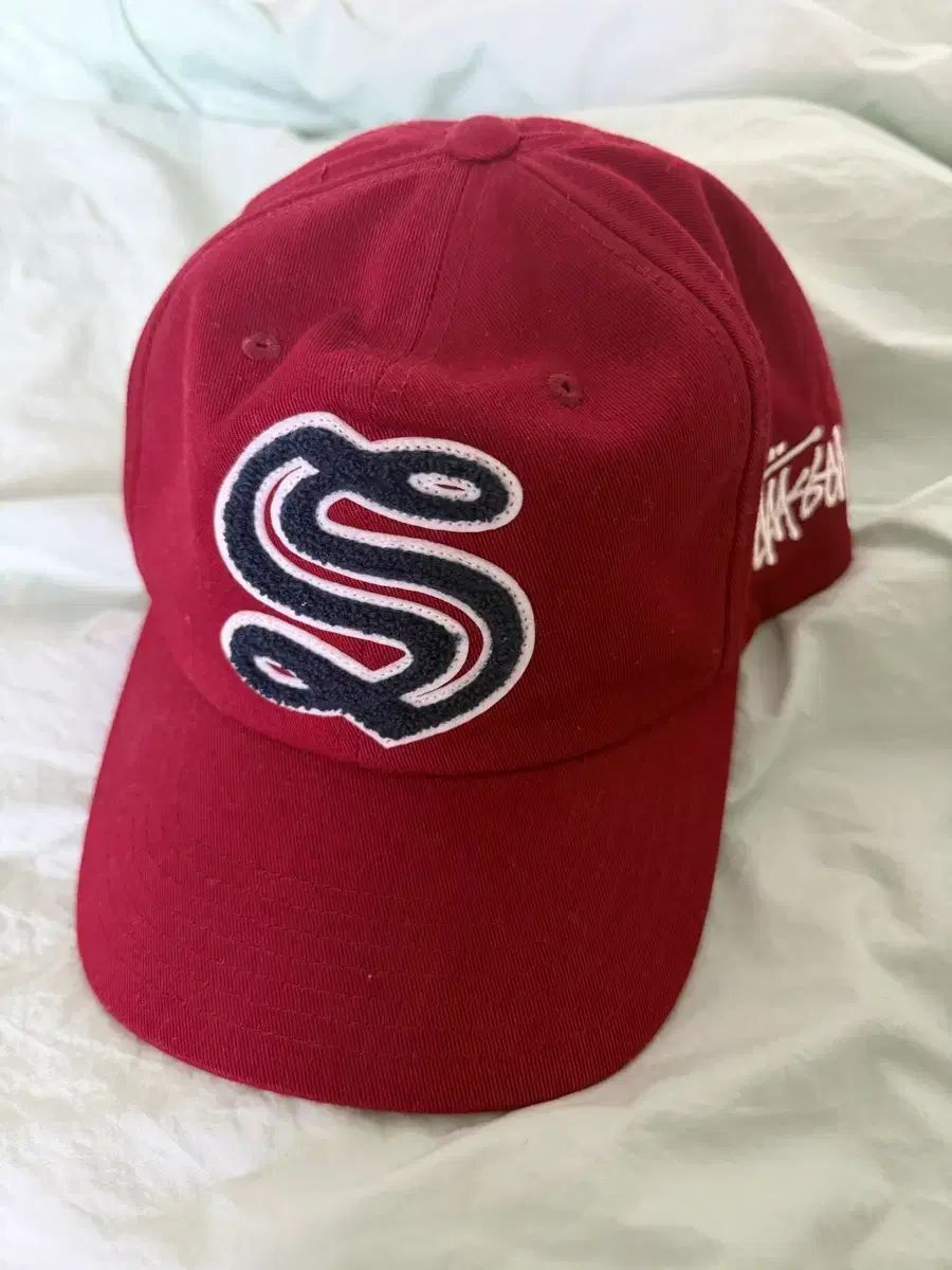 STUSSY ミッド デプス シェニール S スナップバック 帽子 ワイン