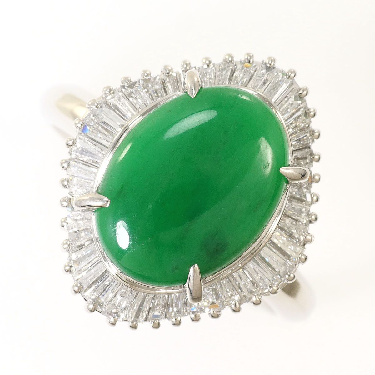 PT900/プラチナ リング・指輪 18号 ヒスイ 3.93 ct ダイヤモンド 0.81 ct カード鑑別書 総重量約10.0g
