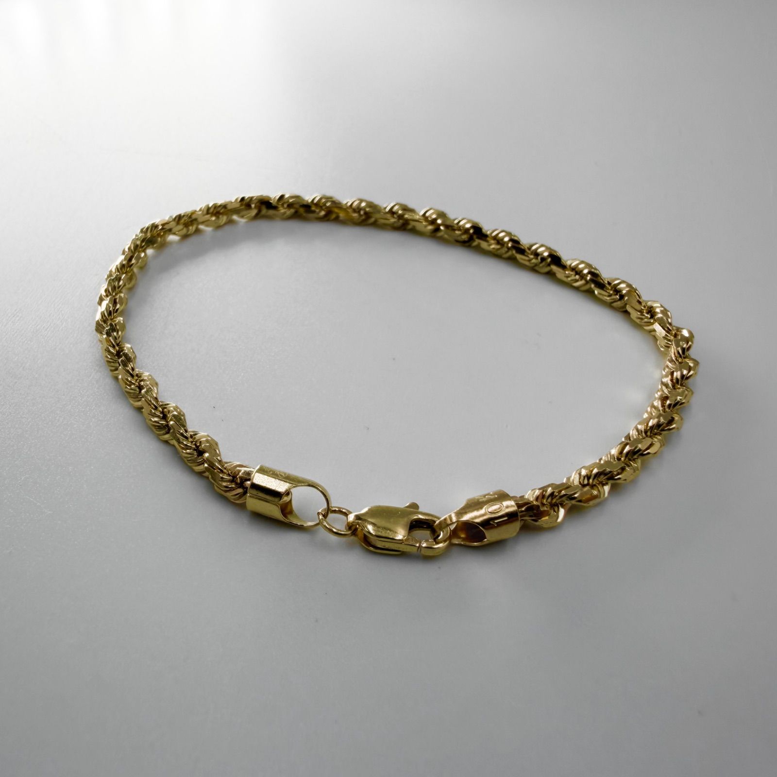 極美品】アヴァランチ 10K ブレスレット 3.2mm 19cm 8.2g - メルカリ
