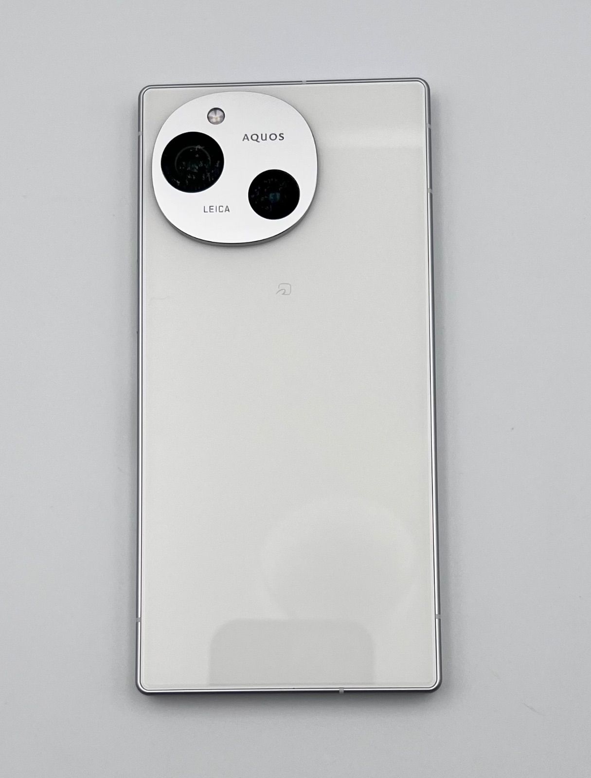 AQUOS R9 256GB SIMフリー【美品】A401SH - メルカリ
