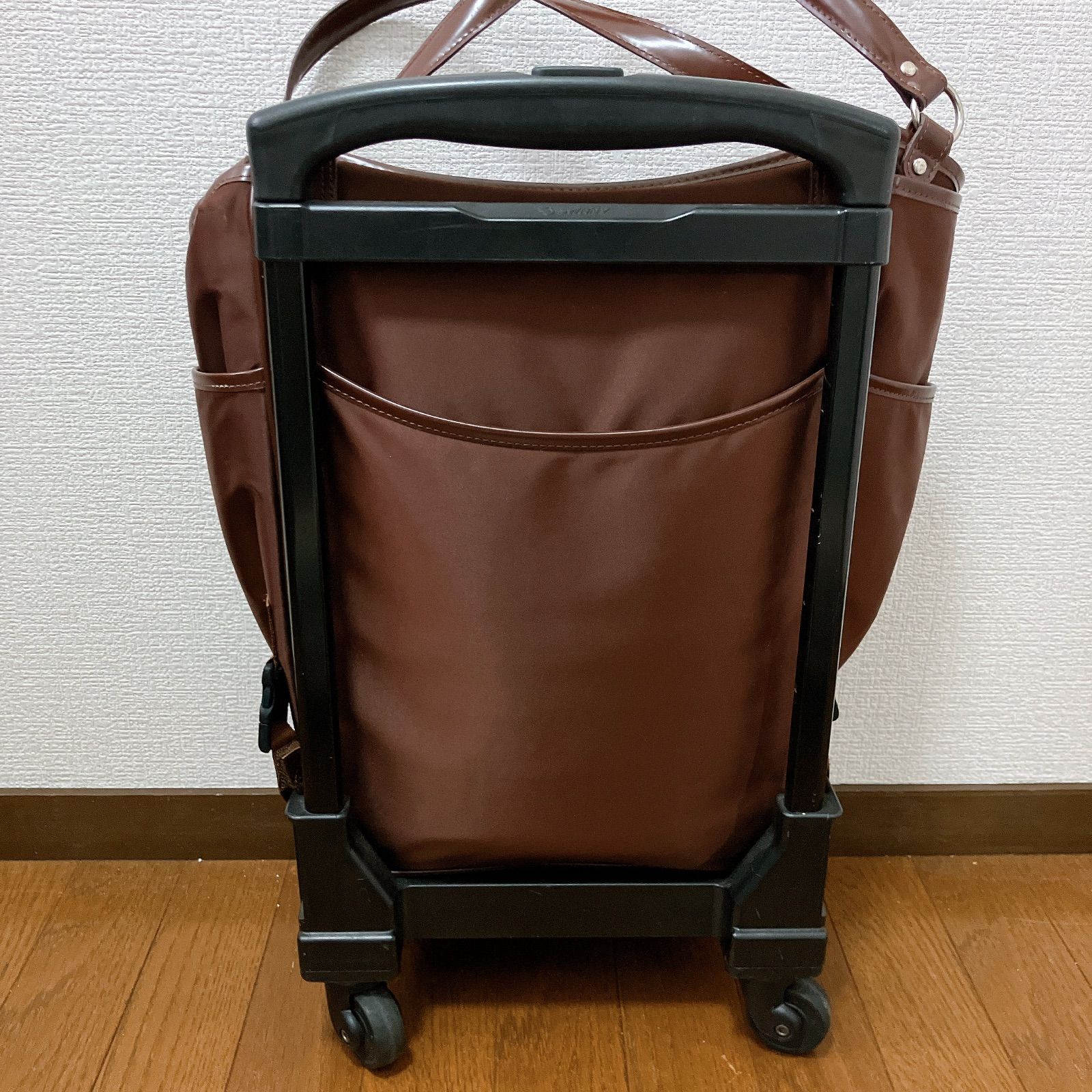 SWANY キャリーバッグ ブラウン 防水カバー付属 チャーム付き 美品