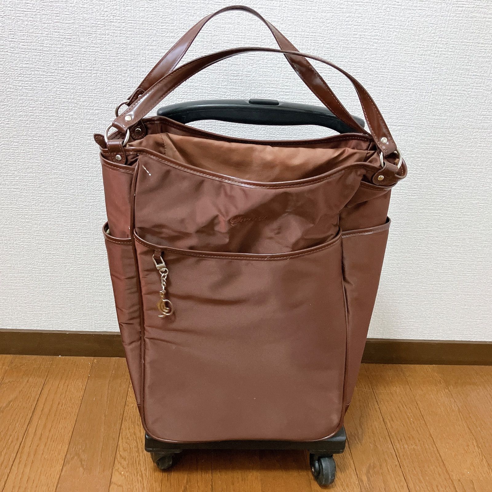 SWANY キャリーバッグ ブラウン 防水カバー付属 チャーム付き 美品
