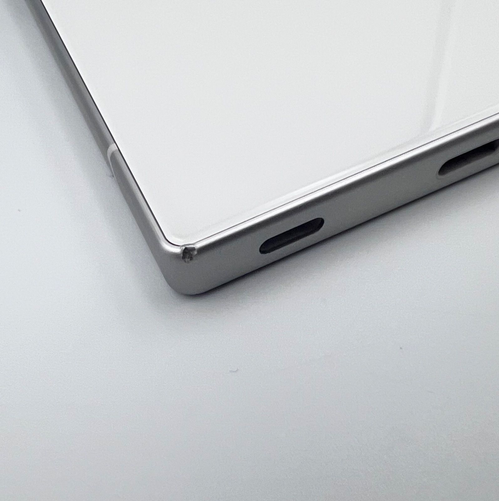 AQUOS R9 256GB SIMフリー 状態良 - メルカリ