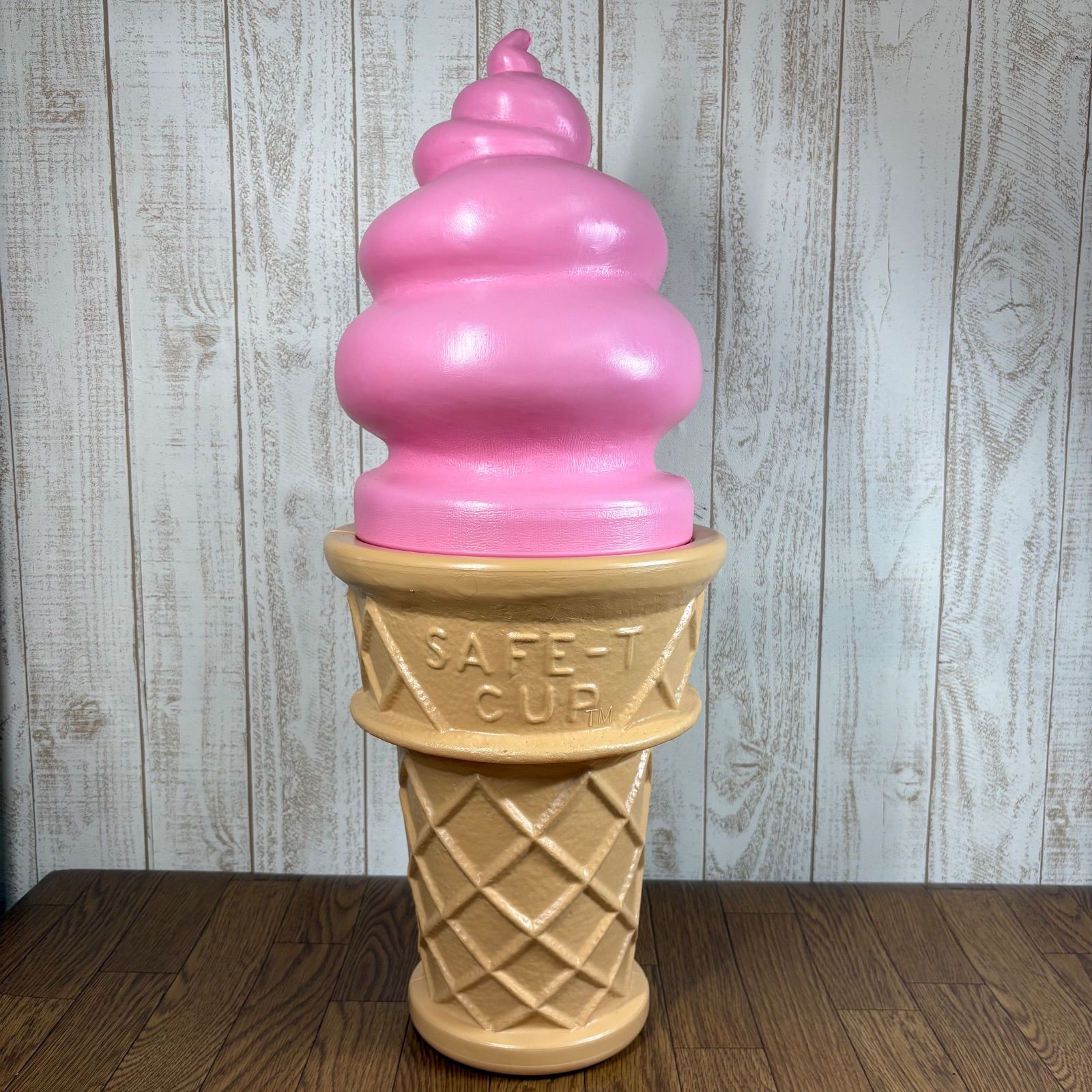 ソフトクリーム　置物　インテリア　オブジェ　貯金箱 インテリア小物 ソフトクリームオブジェ アイスクリーム 貯金箱 高さ約70cm