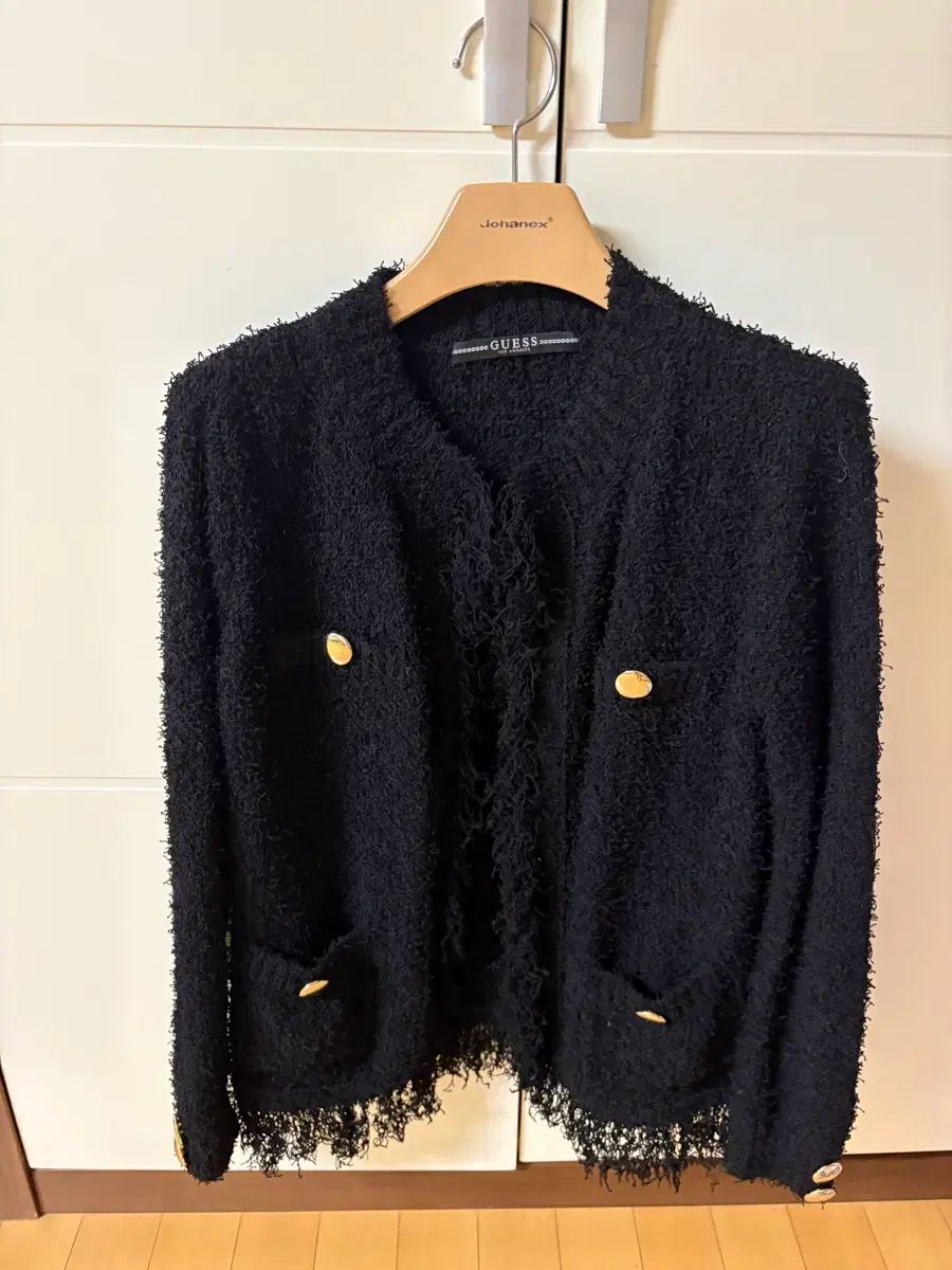GUESS ブラック カーディガン