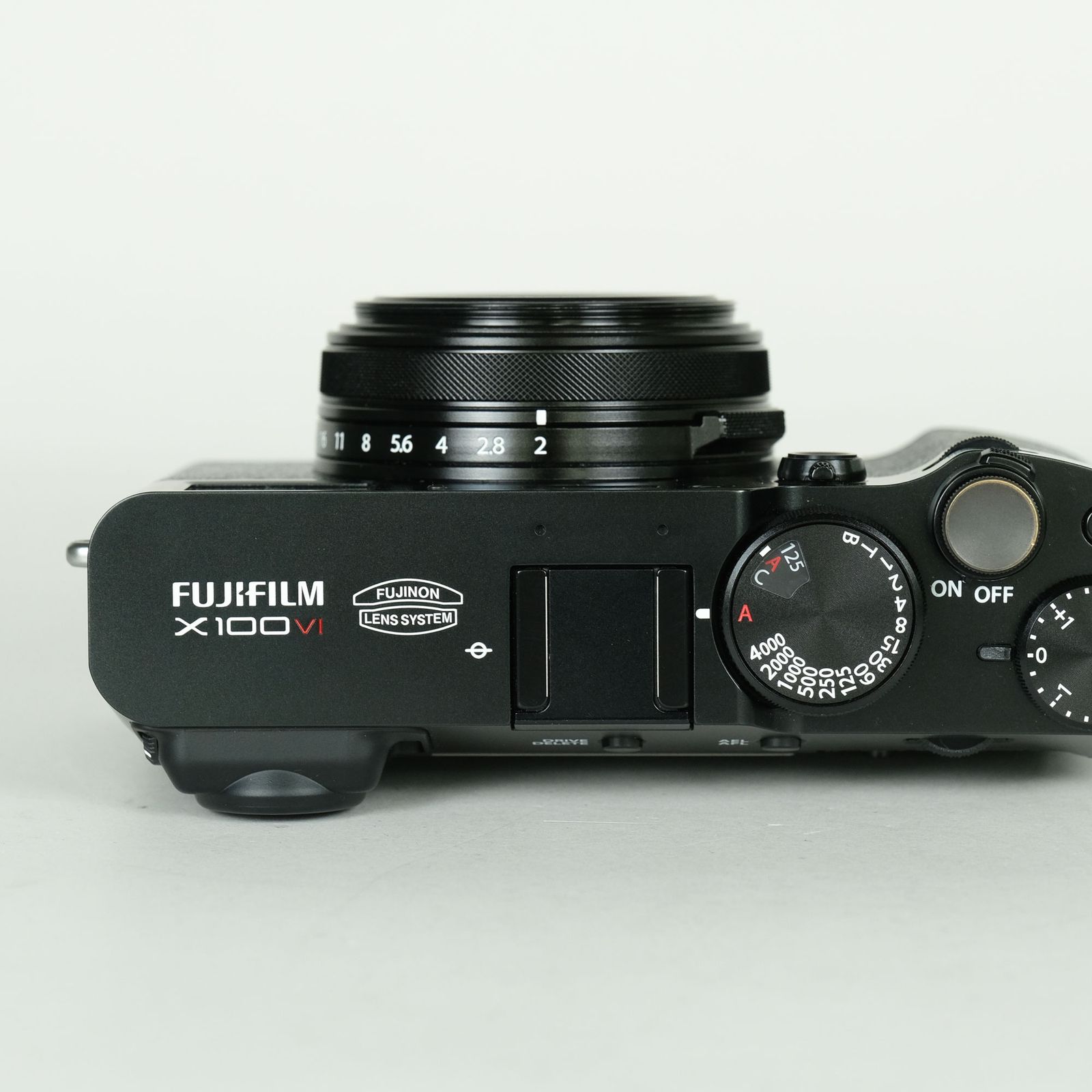 美品 | シャッター数2,200回｜別売り付属品付] FUJIFILM X100VI