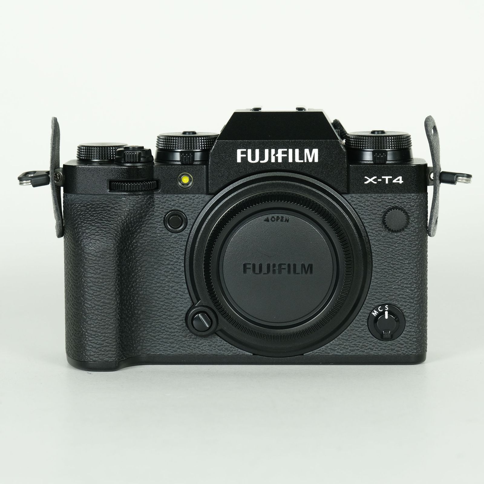 [美品 | シャッター数15回] FUJIFILM X-T4 [ボディ ブラック] | FUJIFILM Xマウント