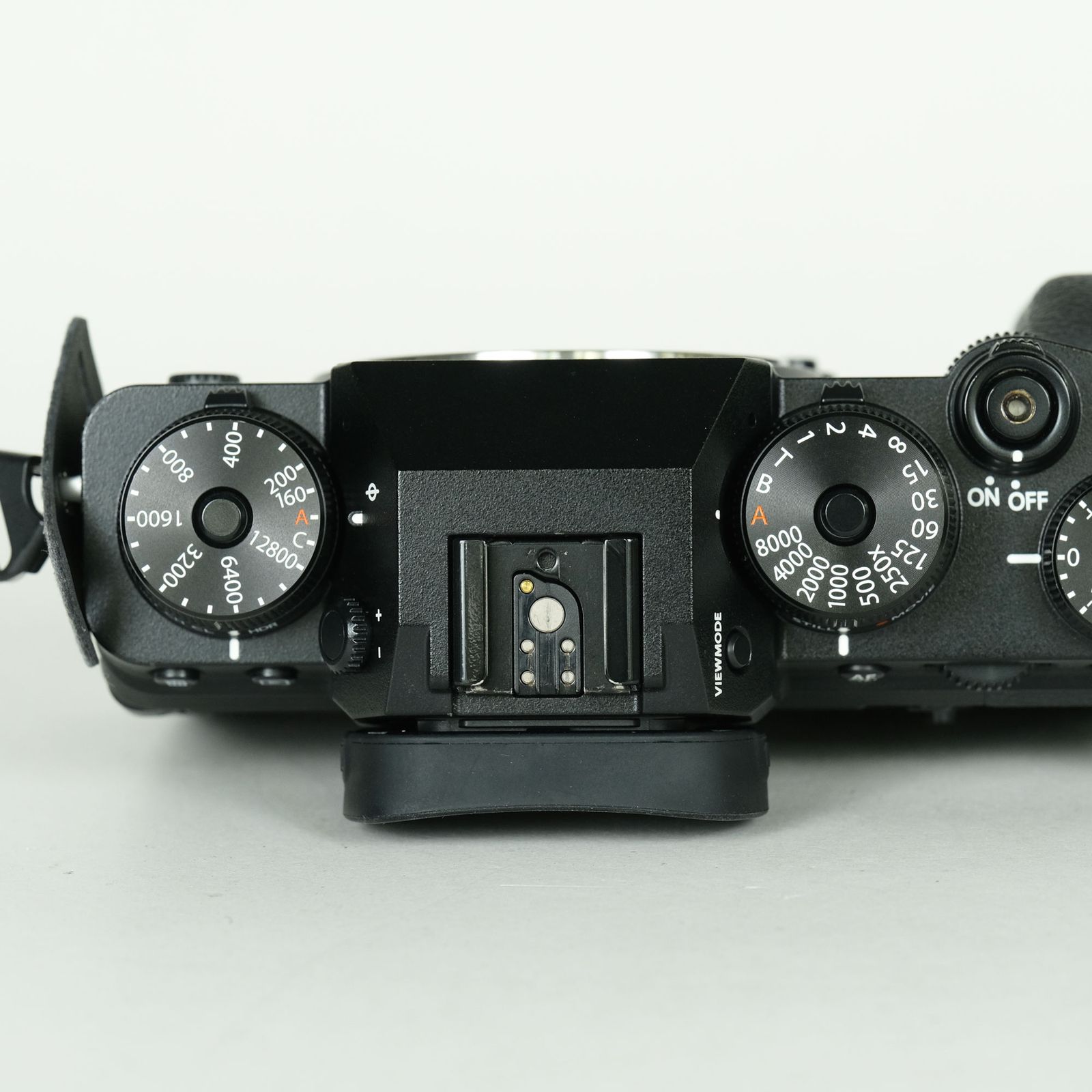[美品 | シャッター数15回] FUJIFILM X-T4 [ボディ ブラック] | FUJIFILM Xマウント