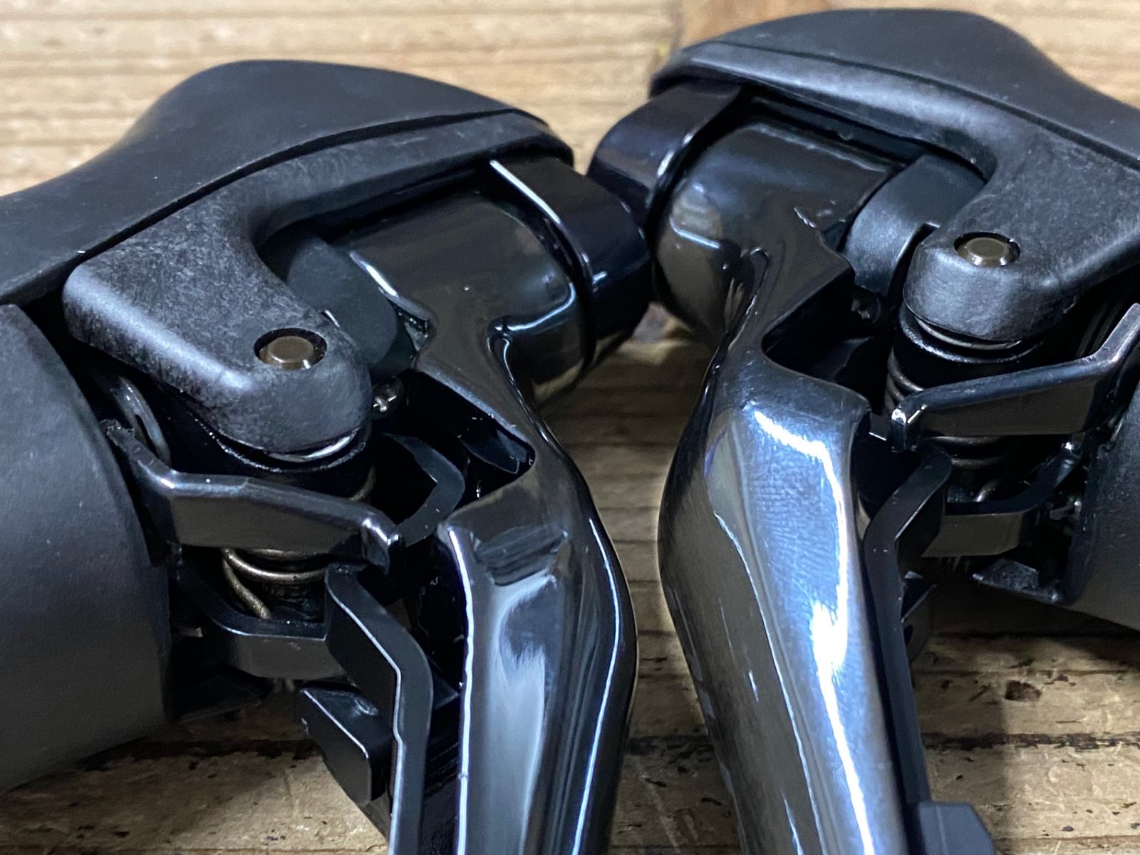 KH025 シマノ SHIMANO デュラエース DURA-ACE ST-R9100 STIレバー左右セット 2x11S KH025 シマノ SHIMANO デュラエース DURA-ACE ST-R9100 STIレバー左右セット 2x11S