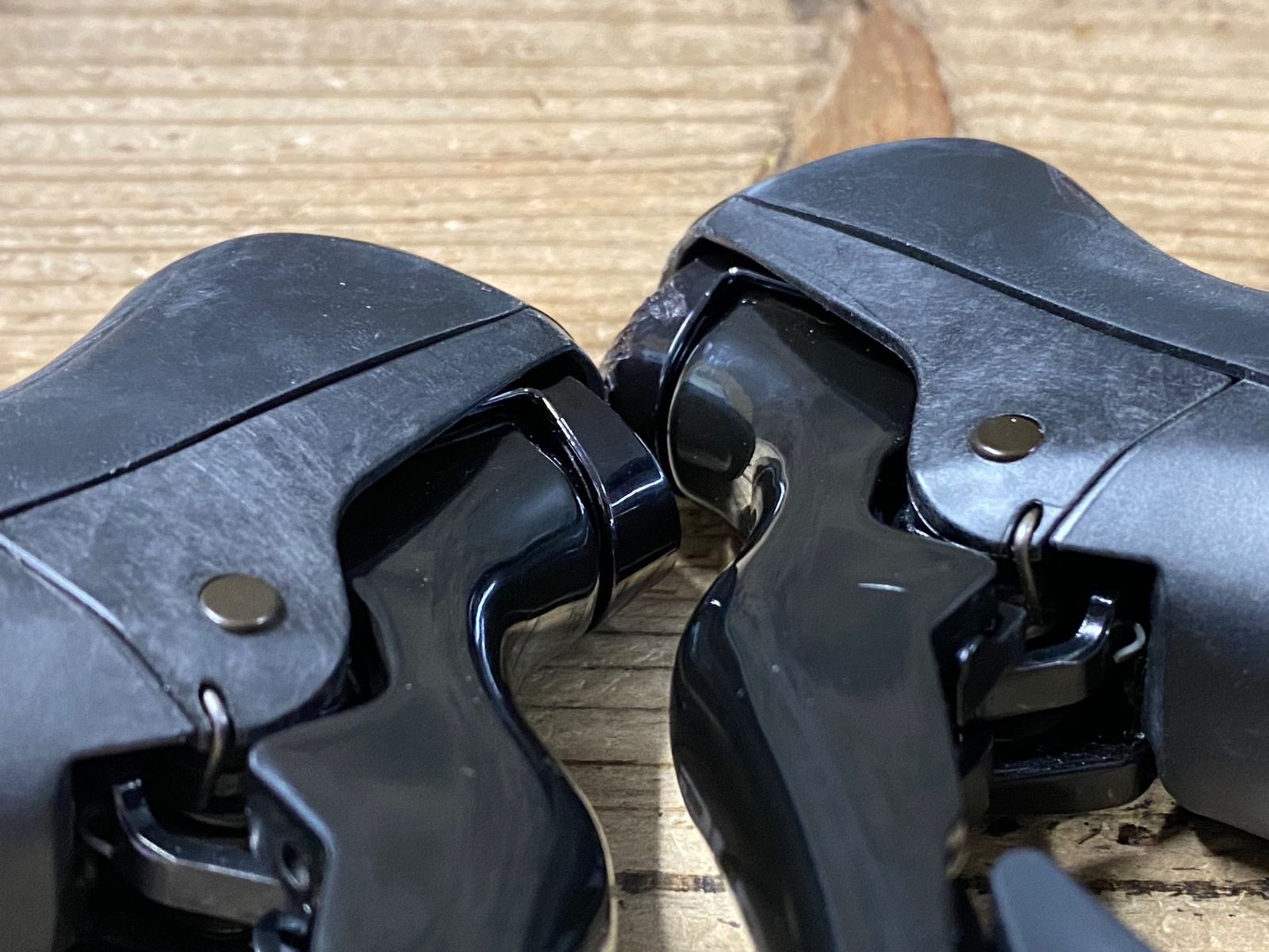 KH025 シマノ SHIMANO デュラエース DURA-ACE ST-R9100 STIレバー左右セット 2x11S KH025 シマノ SHIMANO デュラエース DURA-ACE ST-R9100 STIレバー左右セット 2x11S