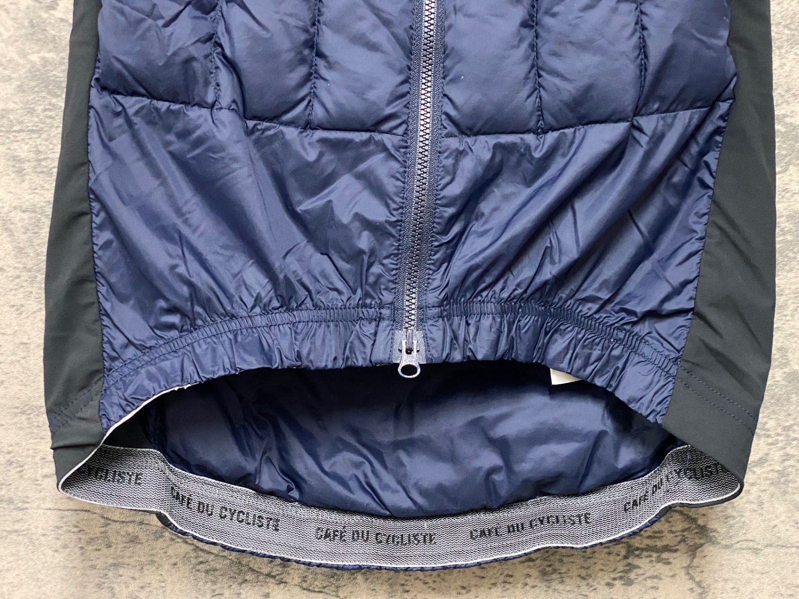 Café du Cycliste インサレーションジレ ネイビー XS Café du Cycliste インサレーションジレ ネイビー XS 2026年最新