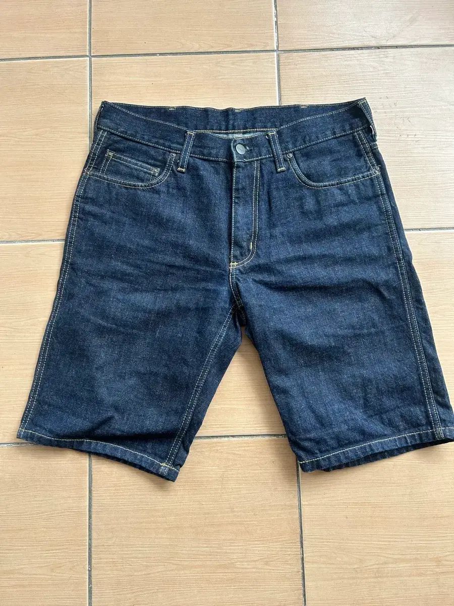 カーハート WIP デニムショートパンツ 31(33) 8,324円