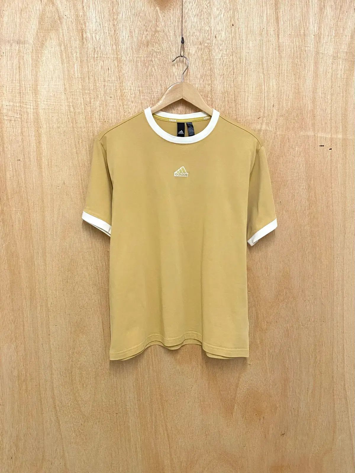 アディダス リンガーTシャツ