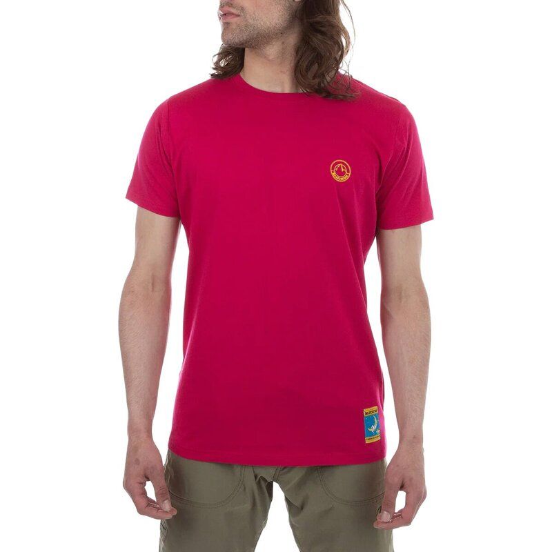 ラスポルティバ メンズ トップス Tシャツ La Sportiva Climbing On The Moon TShirt Mens FucsiaGiallo ラスポルティバ メンズ トップス Tシャツ La Sportiva Climbing On The Moon TShirt Mens FucsiaGiallo