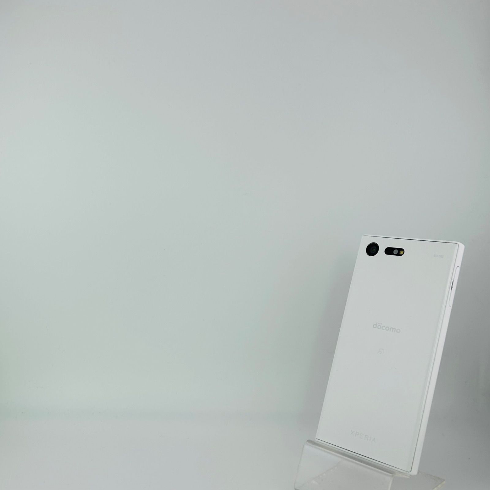 バッテリー良好 Xperia X Compact SO-02J 32GB ホワイト SIMフリー(simロック解除済) 白ロム 中古 本体 動作確認済 【最短送料無料】G4-359