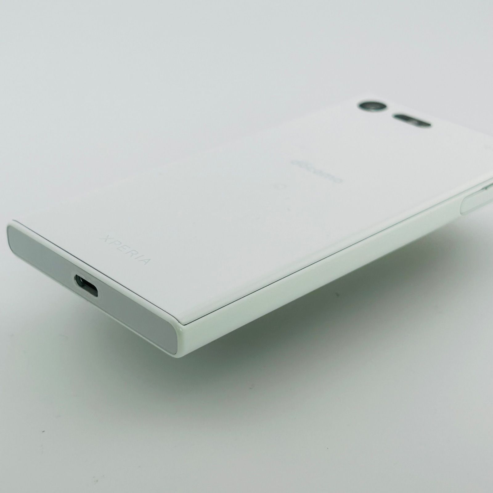 バッテリー良好 Xperia X Compact SO-02J 32GB ホワイト SIMフリー(simロック解除済) 白ロム 中古 本体 動作確認済 【最短送料無料】G4-359