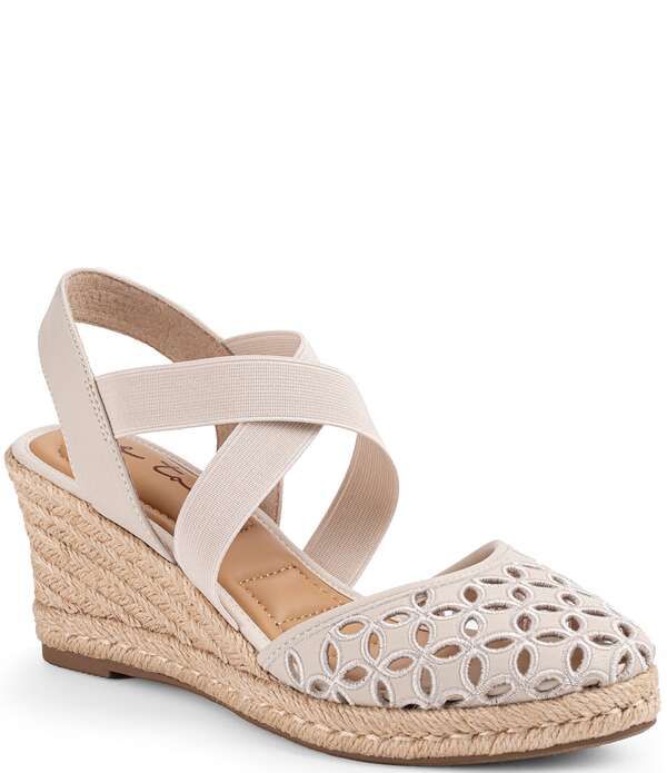 ミートゥー レディース シューズ スリッポン・ローファー サンダル Me Too Shineyelet Espadrille Wedge Sandals Oat Latte