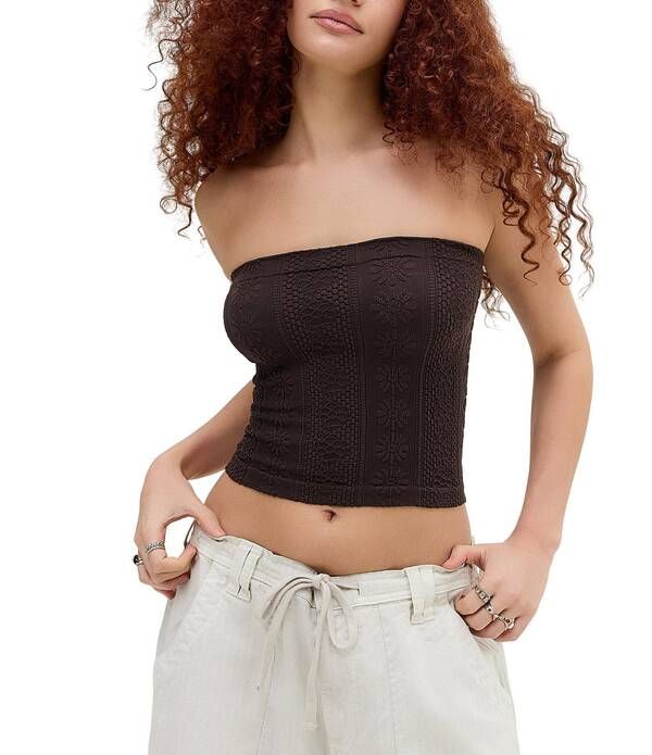 アーバンアウトフィッターズ レディース トップス シャツ フラワー柄 ニット フラワー BDG Urban Outfitters Floral Tapestry Knit Bandeau Top Br
