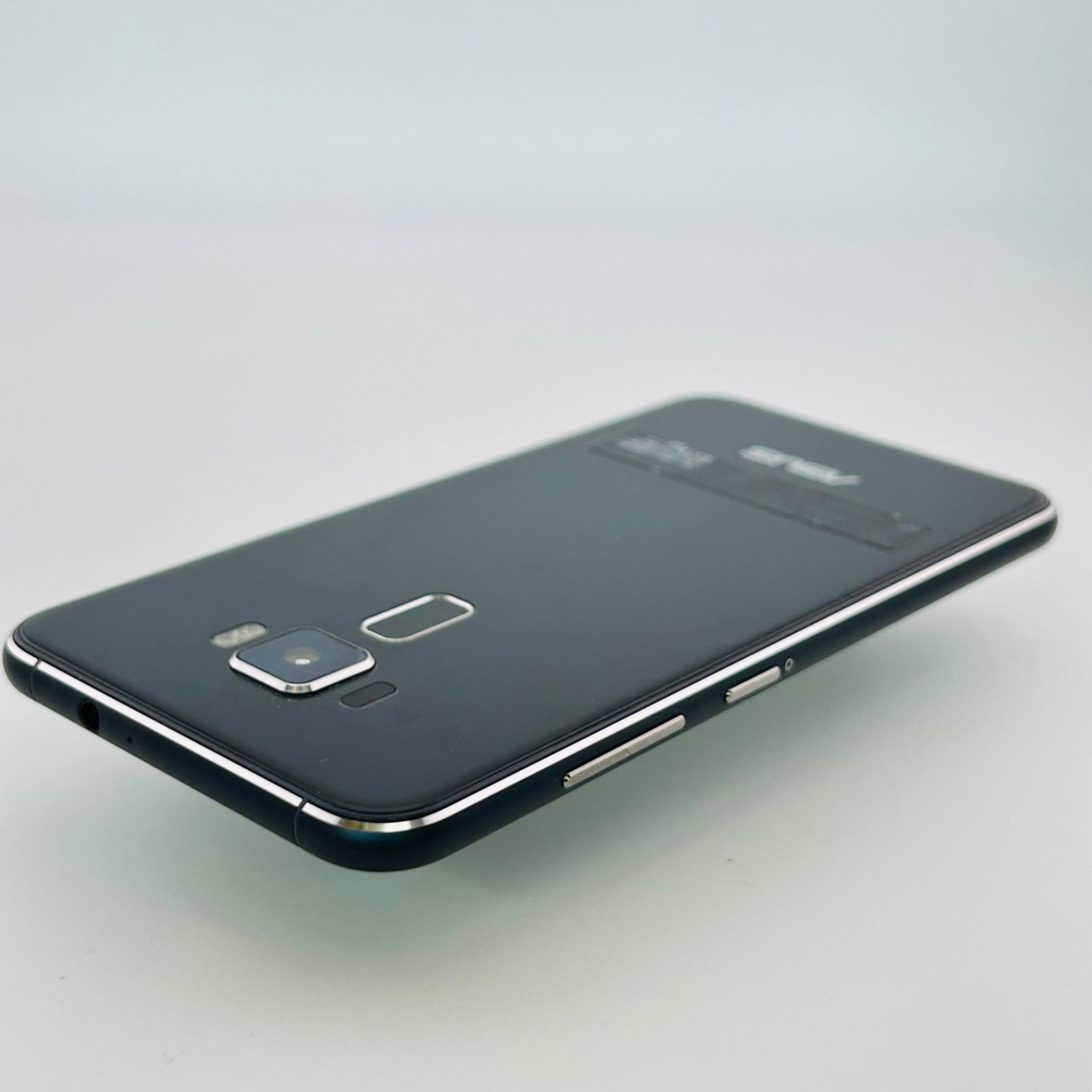 バッテリー良好 ZenFone 3 サファイアブラック SIMフリー(simロック解除済) 白ロム 中古 本体 動作確認済 【最短送料無料】G4-365 バッテリー良好 ZenFone 3 サファイアブラック SIMフリー(simロック解除済) 白ロム 中古 本体 動作確認済 【最短送料無料】G4-365